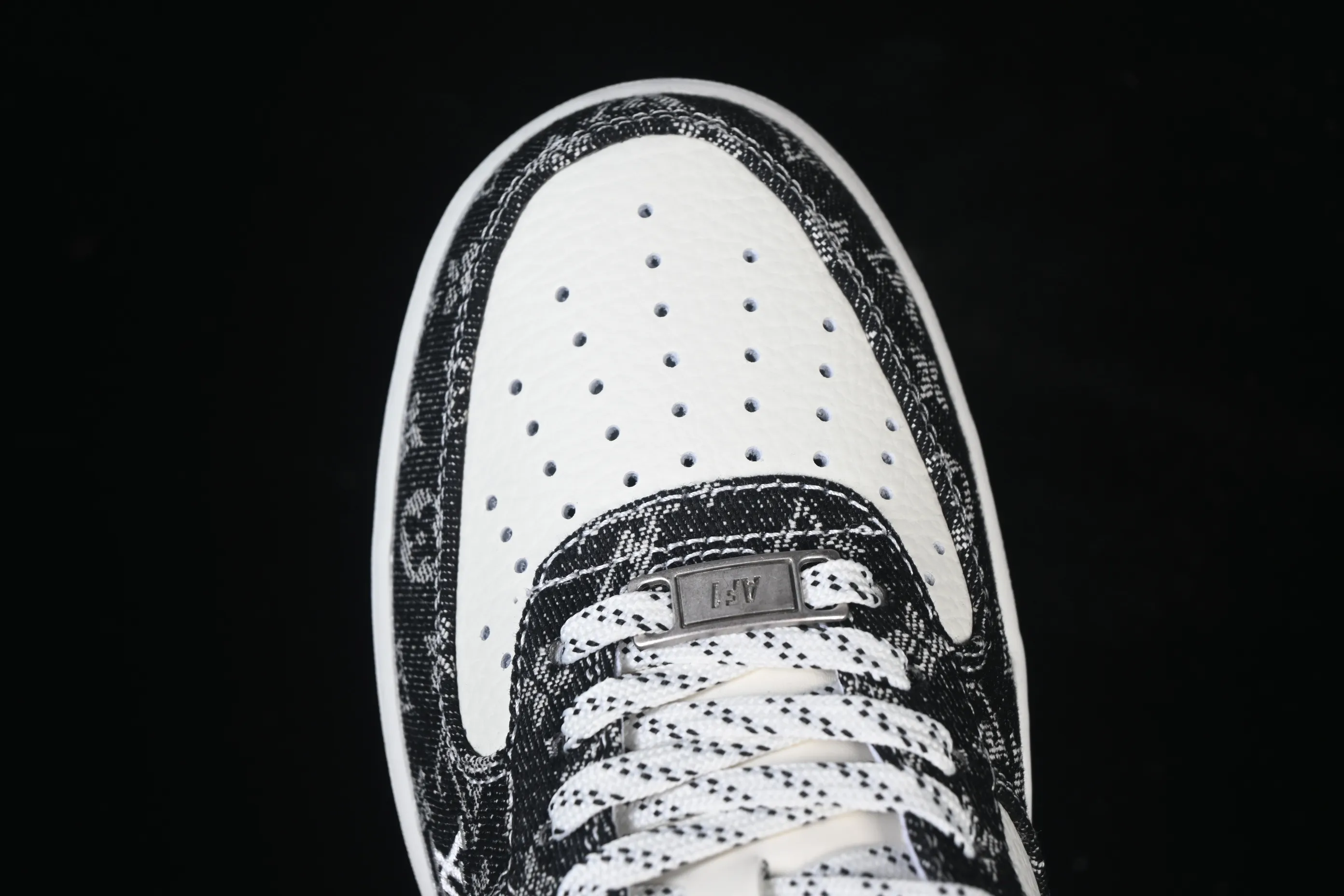 All categories Nk Air Force 1 Air Force series Nk Air Force 1 Low Air Force low-top Nike Air Force 1'07 Low LV joint white and black denim Air Force 1 low-top casual sneakers NH0601-579